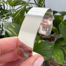 Cargar imagen en el visor de la galería, Brazalete QUIERO PUEDO Y ME LO MEREZCO - tamaño regulable - Plata925