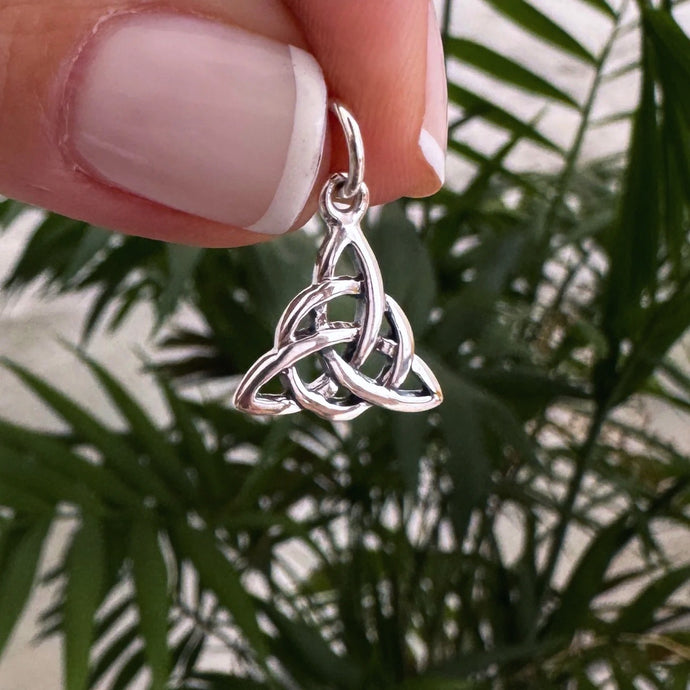 Dije Triqueta - 1,5 cm - Plata925