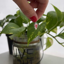 Cargar imagen en el visor de la galería, Dije Corazón Amuleto Rojo - 12 mm - Plata925