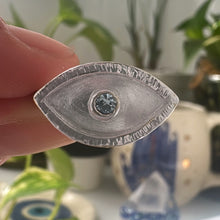 Cargar imagen en el visor de la galería, Anillo Ojo Protector cielo - tamaño regulable - Plata925