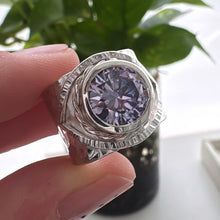 Cargar imagen en el visor de la galería, Anillo Ojo Portal Sagrado Lila - tamaño regulable - Plata925