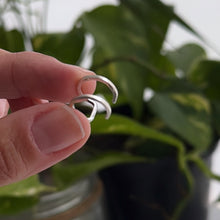 Cargar imagen en el visor de la galería, Caravana trepadora sin perforación - tamaño regulable - Plata925