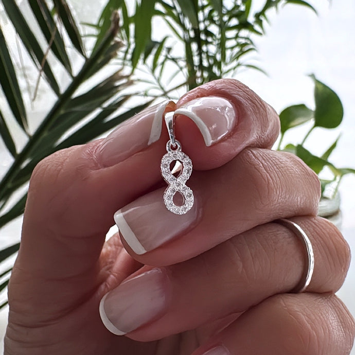 Dije Infinito brillitos - 1,5 cm - Plata925