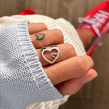 Cargar imagen en el visor de la galería, Anillo Enlace eterno - tamaño regulable - Plata925