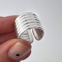 Cargar imagen en el visor de la galería, Anillo Meraki - tamaño regulable - Plata925