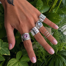 Cargar imagen en el visor de la galería, Anillo Ojo Portal Sagrado Celeste - tamaño regulable - Plata925