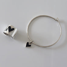 Cargar imagen en el visor de la galería, Mini dije Corazón negro - 12 mm - Plata925