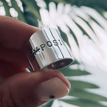 Cargar imagen en el visor de la galería, Anillo - POSIBLE - tamaño regulable- Plata925