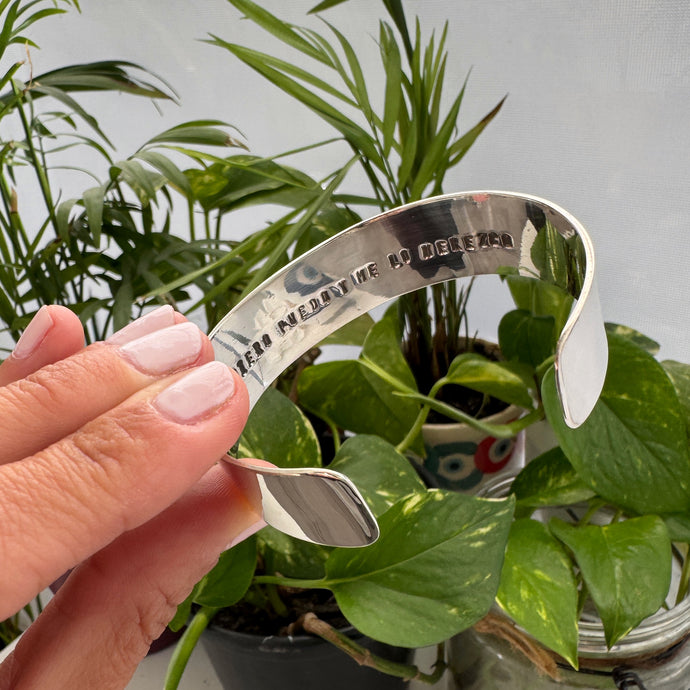 Brazalete QUIERO PUEDO Y ME LO MEREZCO - tamaño regulable - Plata925