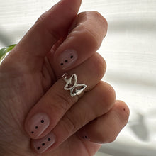 Cargar imagen en el visor de la galería, Anillo Midi Mariposa - tamaño regulable - Plata925