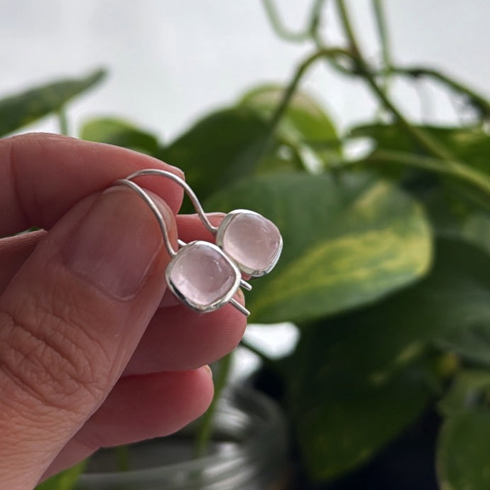 Caravanas Cuarzo Rosa cuadraditas - Plata925