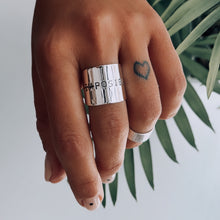 Cargar imagen en el visor de la galería, Anillo - POSIBLE - tamaño regulable- Plata925