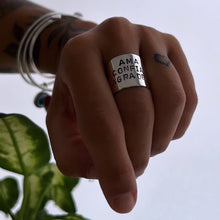 Cargar imagen en el visor de la galería, Anillo AMA CONFÍA AGRADECE - tamaño regulable- Plata925