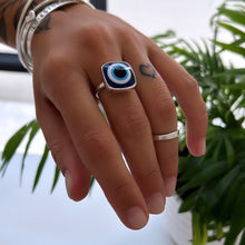 Cargar imagen en el visor de la galería, Anillo fino Ojo Protector cuadrado - tamaño regulable- Plata925